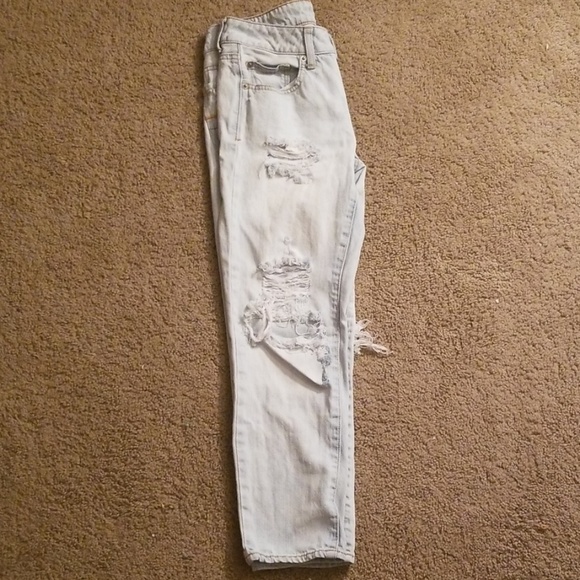 Light Washed, Ripped Jean's - Picture 2 of 7